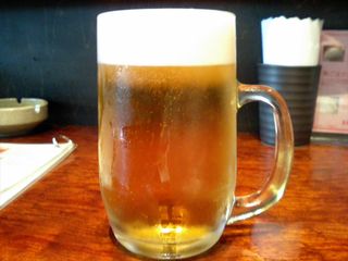 冷えた生ビールは最高ね！